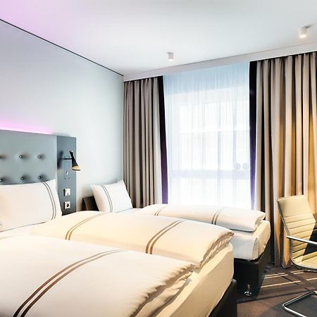 Premier Inn Saarbruecken City Centre Buitenkant foto