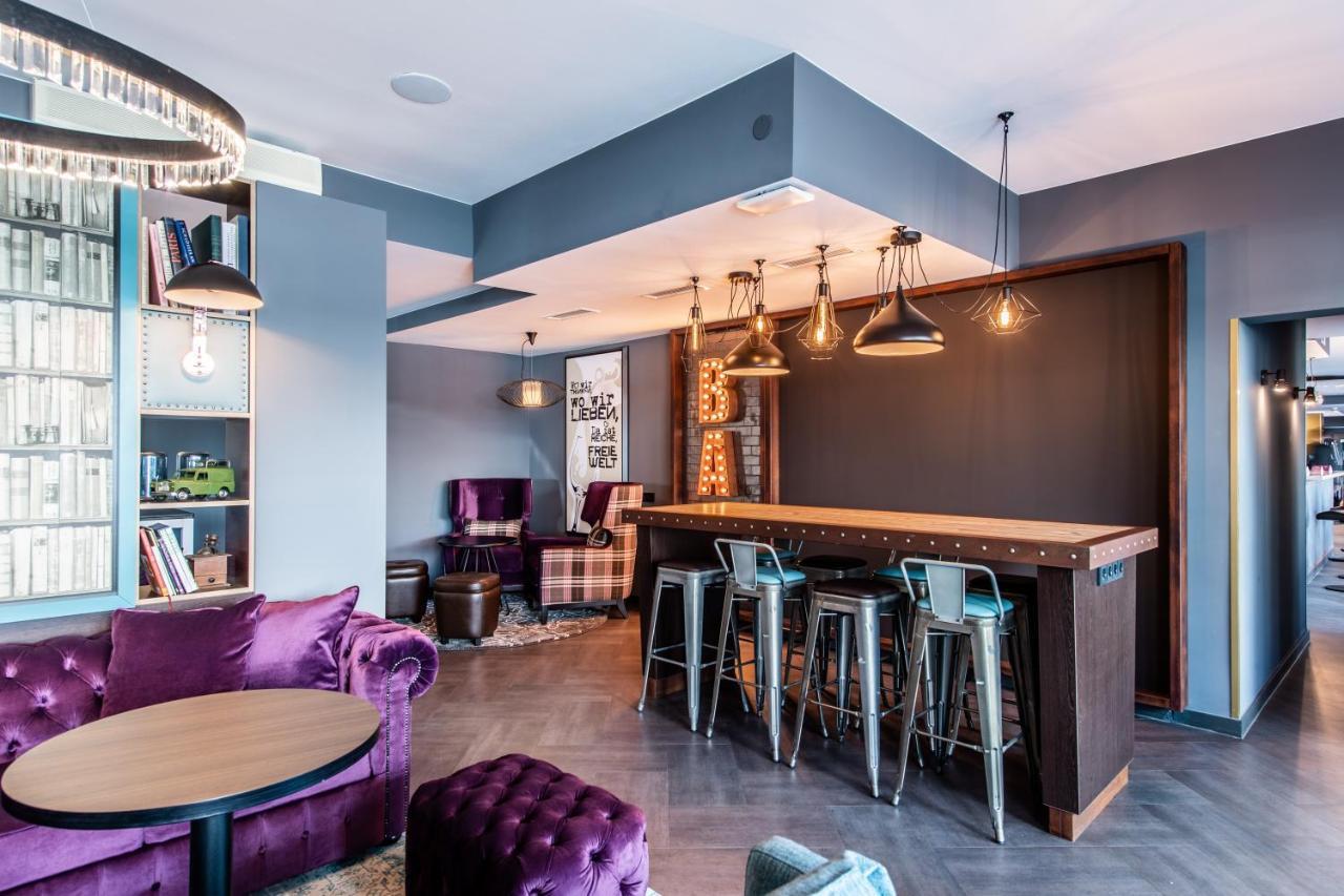 Premier Inn Saarbruecken City Centre Buitenkant foto