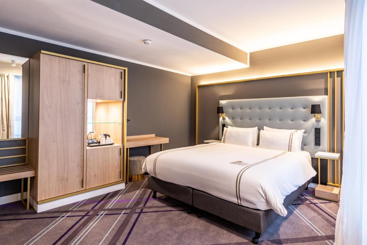 Premier Inn Saarbruecken City Centre Buitenkant foto