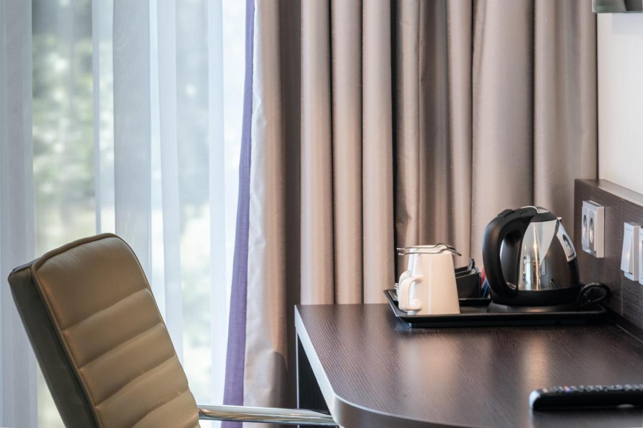 Premier Inn Saarbruecken City Centre Buitenkant foto